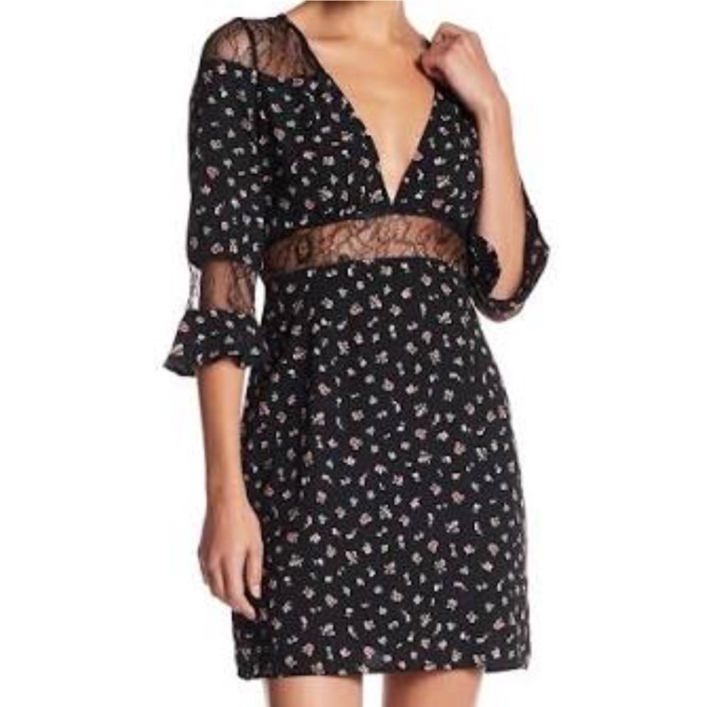 Deep cut neckline Lace Sheer floral formal party dress